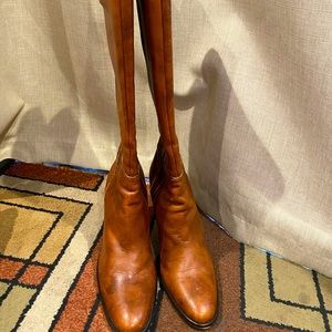 Size 8 knee high zipper JCrew boots in cognac.
